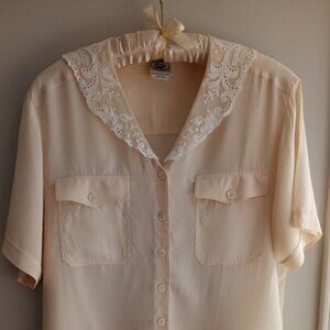'LAURA ASHLEY' Vintage Lace Collared Cream Blouse 100% Silk Size EUC